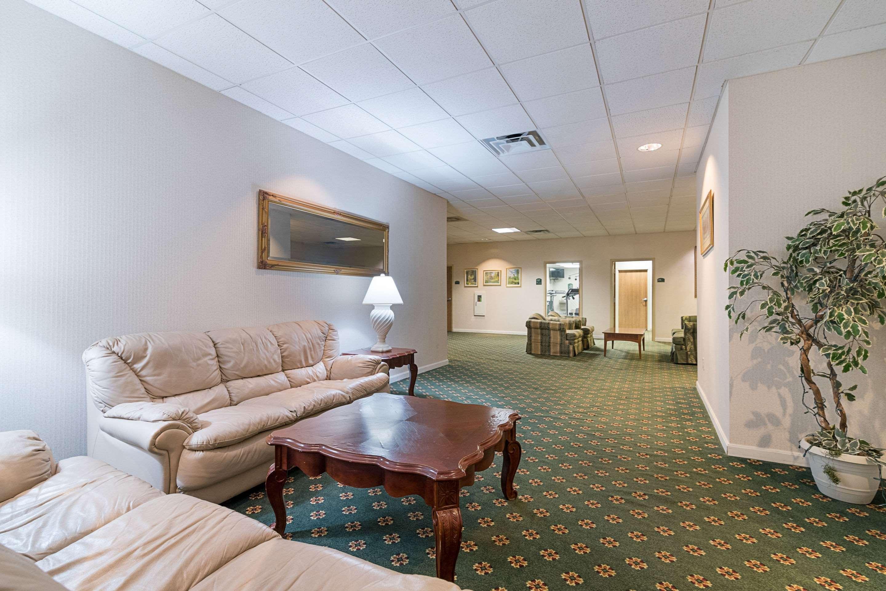 Quality Inn & Suites Schoharie Near Howe Caverns Exterior photo