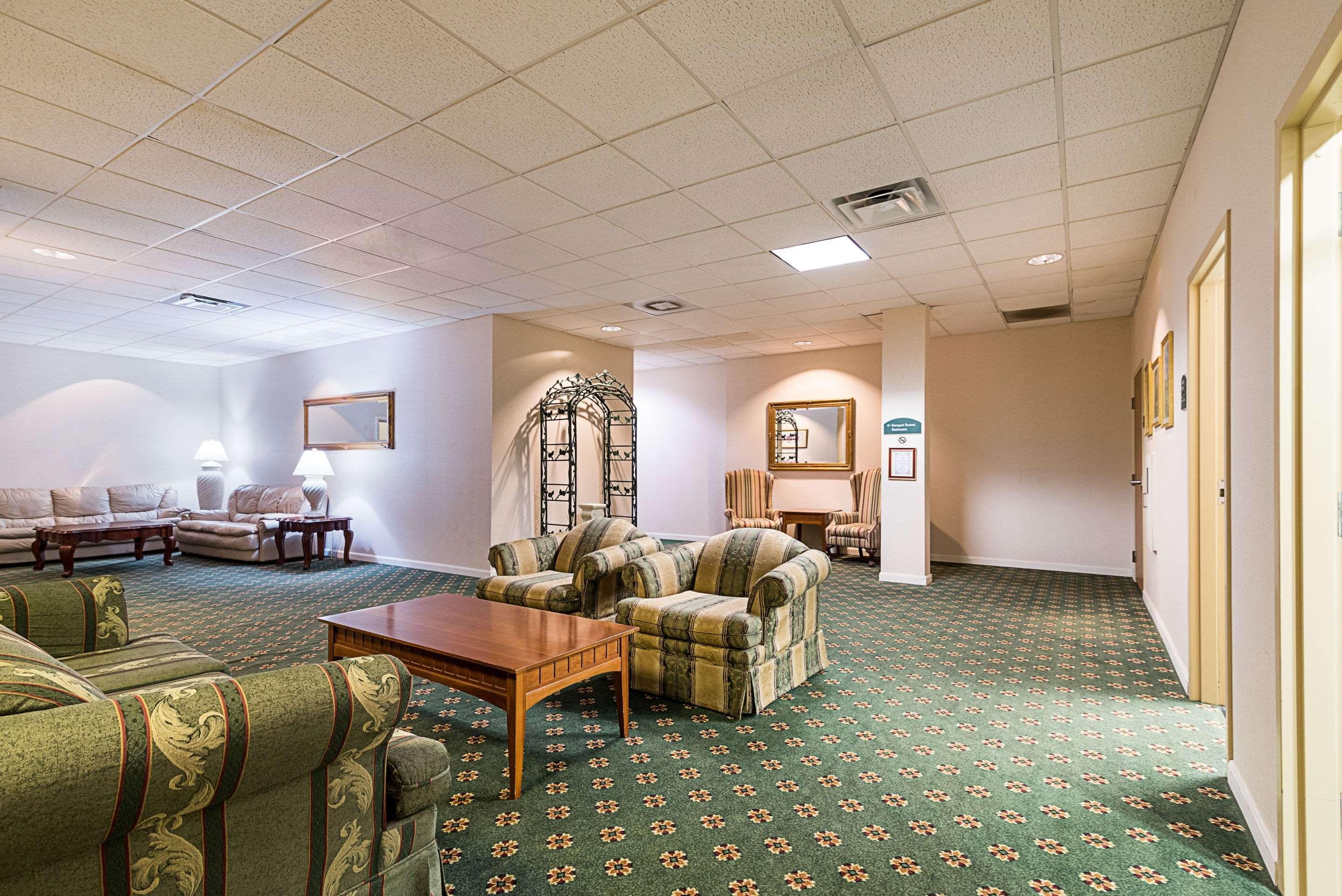 Quality Inn & Suites Schoharie Near Howe Caverns Exterior photo